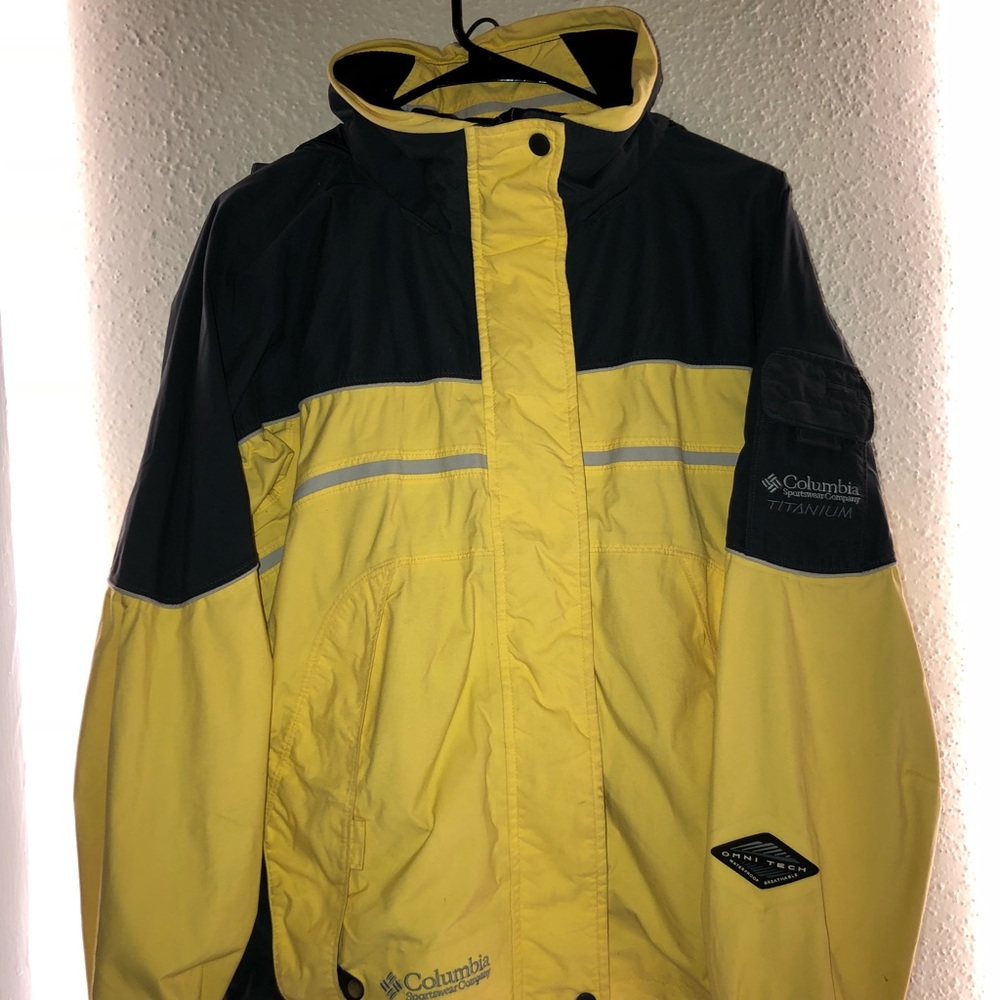 Women’s Columbia WeatherTech Jacket